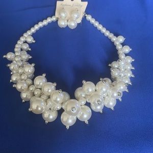 White Pearl Choker Necklaces